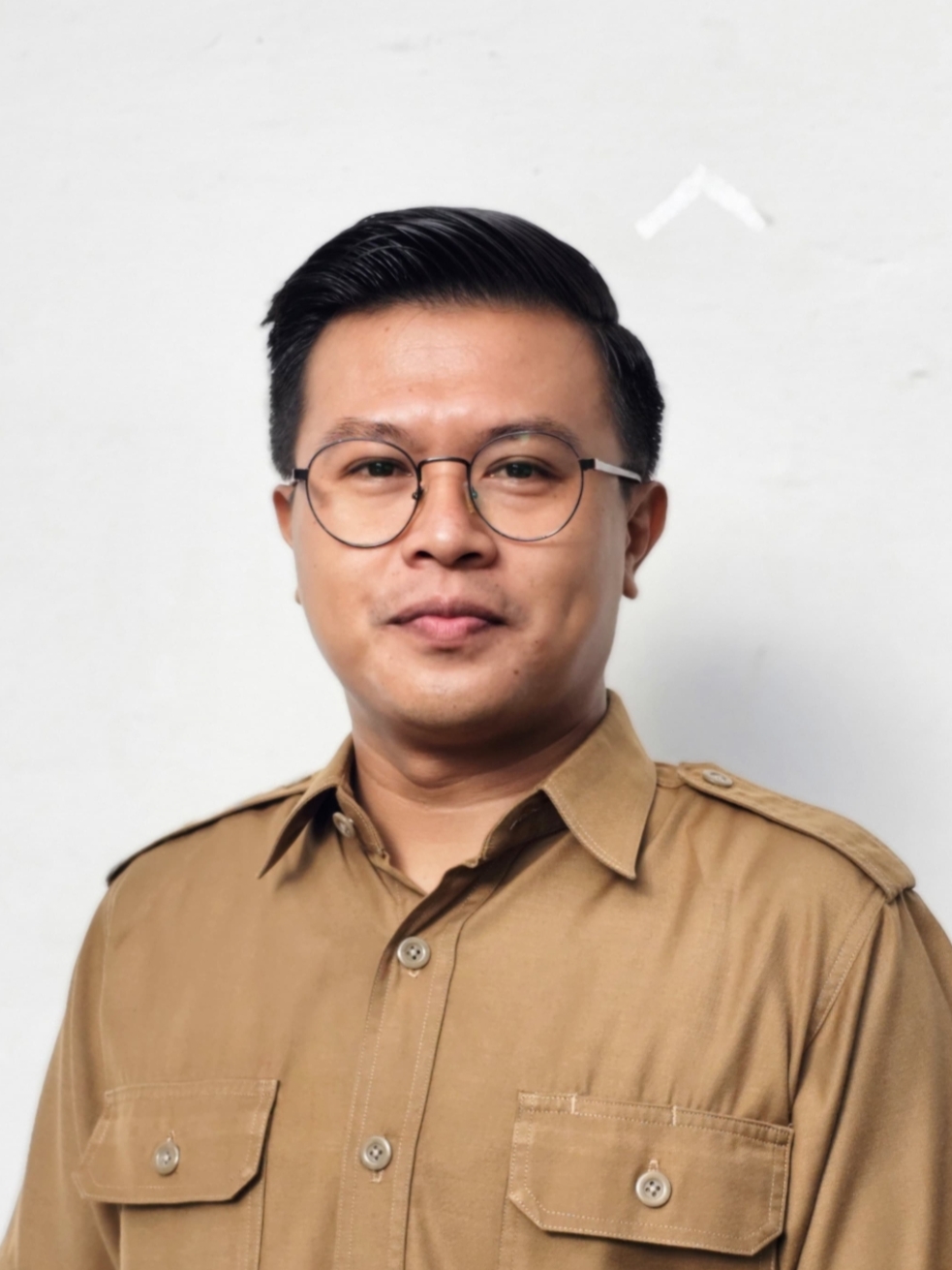 Ida Bagus Putra Kemenuh, S.Pd.B.